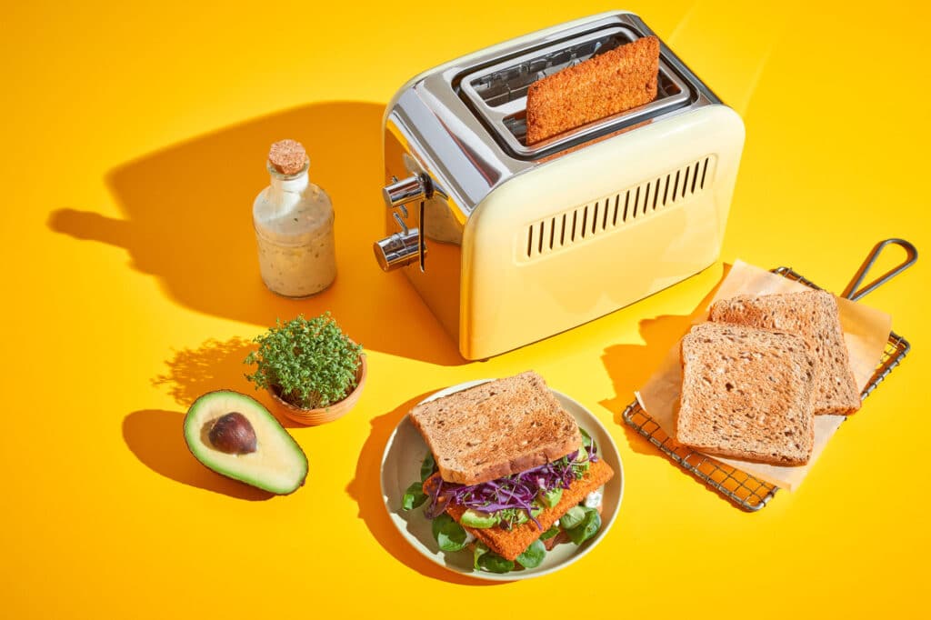 Tillmans Toastys Foodfotografie Sandwich und Toaster. Rezeptvorschlag.